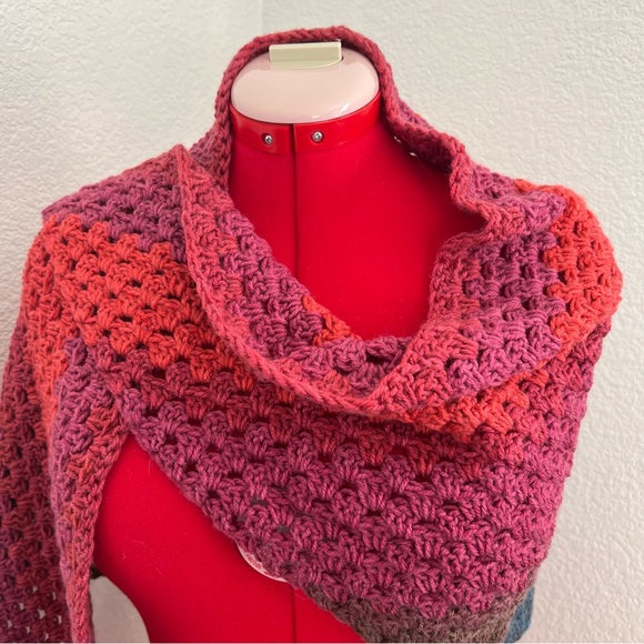 Handmade Crochet Boho Shawl Cape Wrap Scarf NWT - Picture 8 of 9